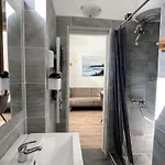 Up Residences アパート バーデン