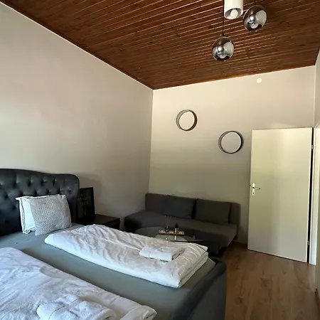 Up Residences Lägenhet *